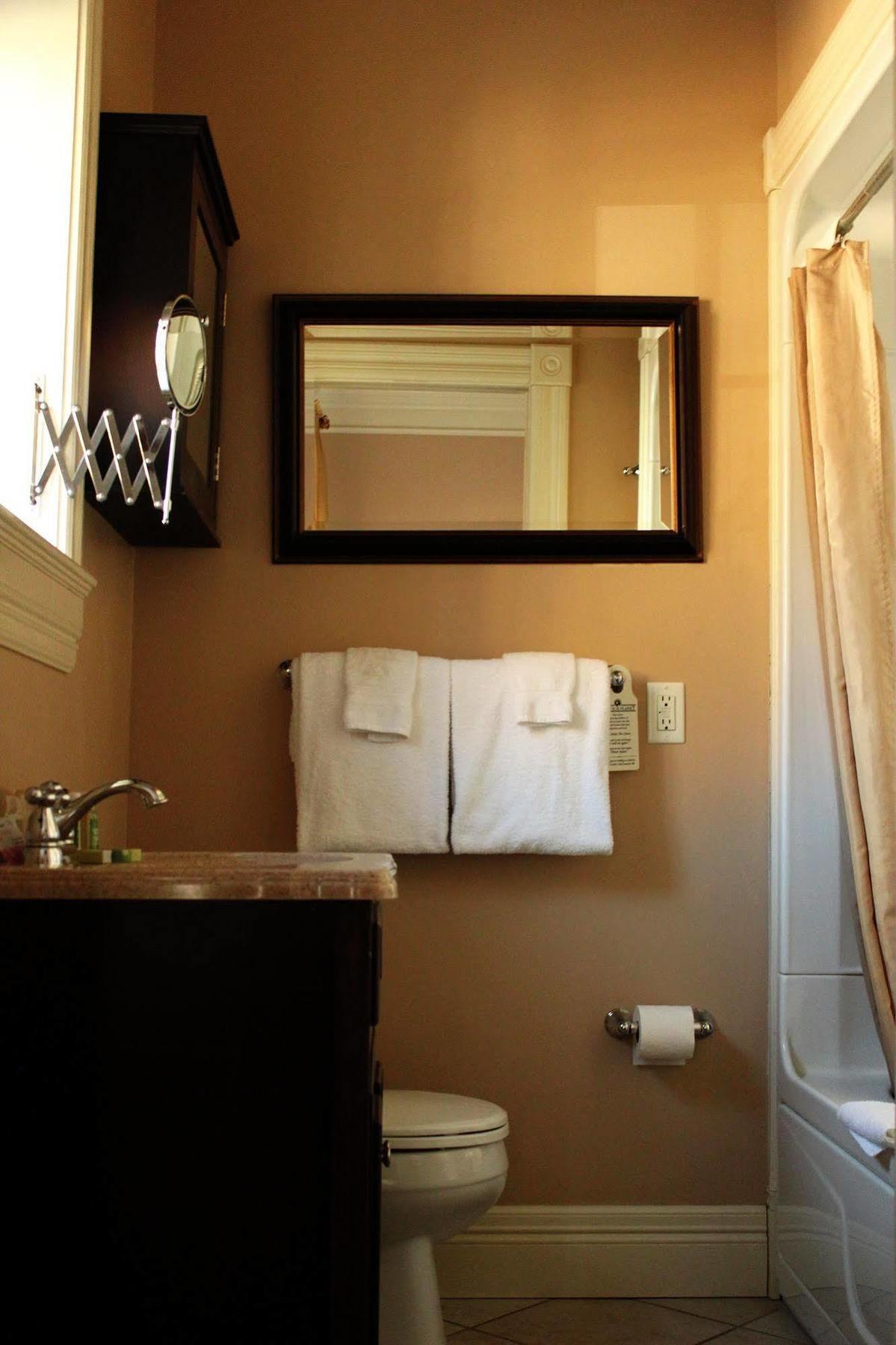Chipman Hill Suites - Union Street سينت جون المظهر الخارجي الصورة